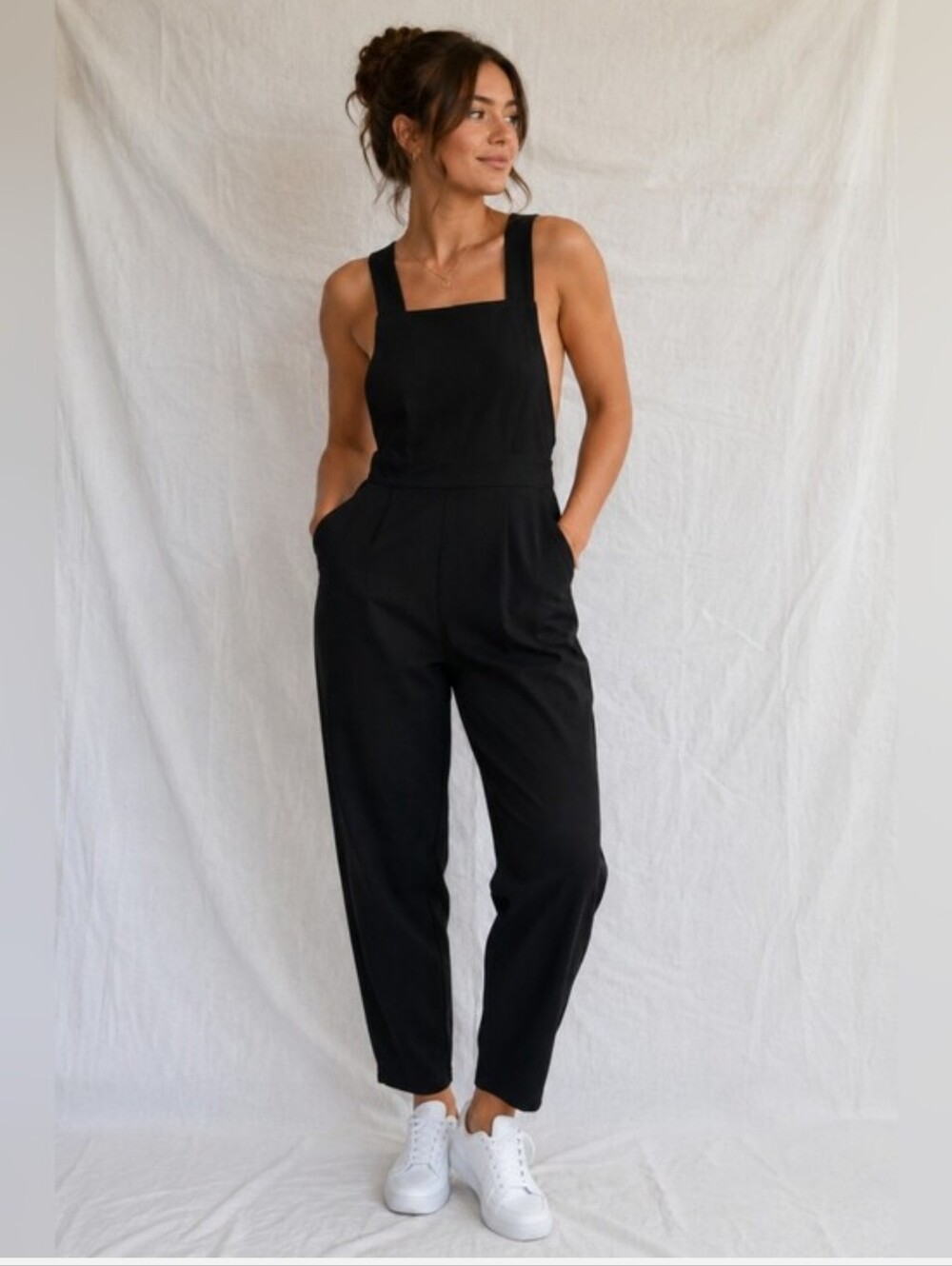 5/25$ Ardene Black Square-Neck Sleeveless Jumpsuit